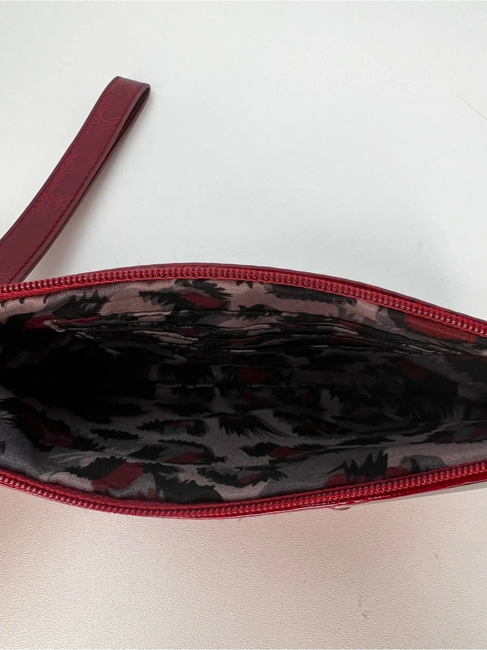 MICHE Red Patent Faux Croc Shell Purse Cover Glossy Belt Accent